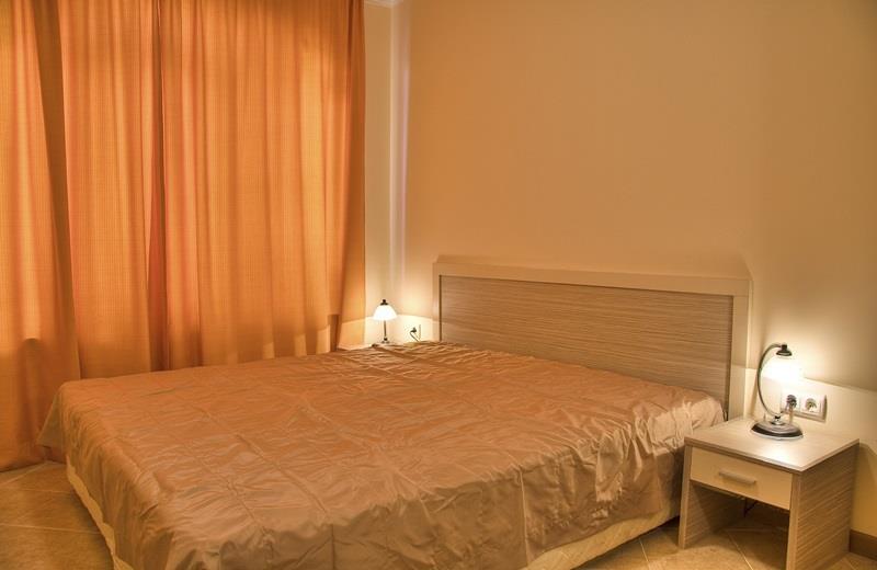 Royal Sun Private Apartments Pantai Sunny Luaran gambar